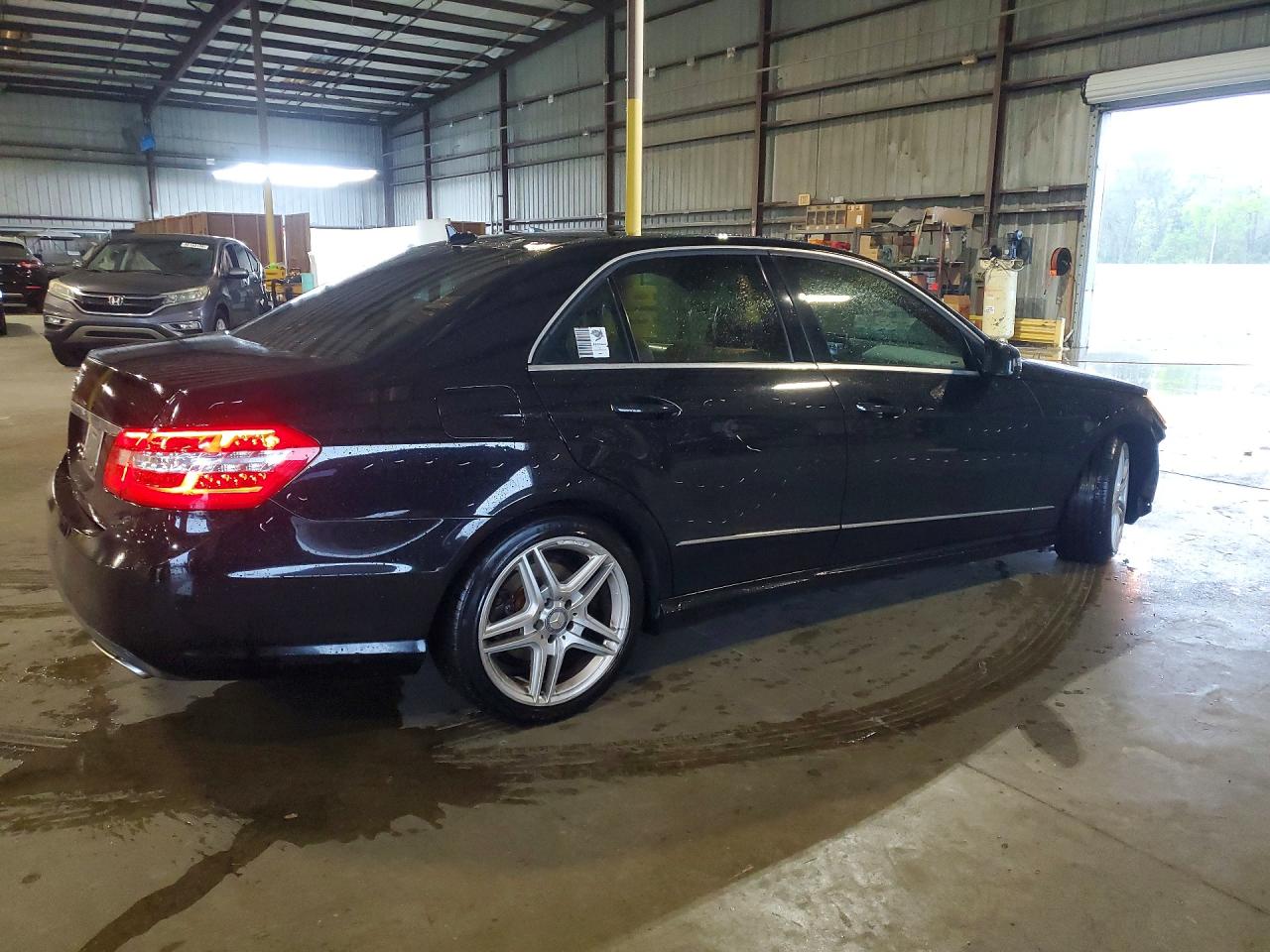 2010 MERCEDES-BENZ E 350 photo 3