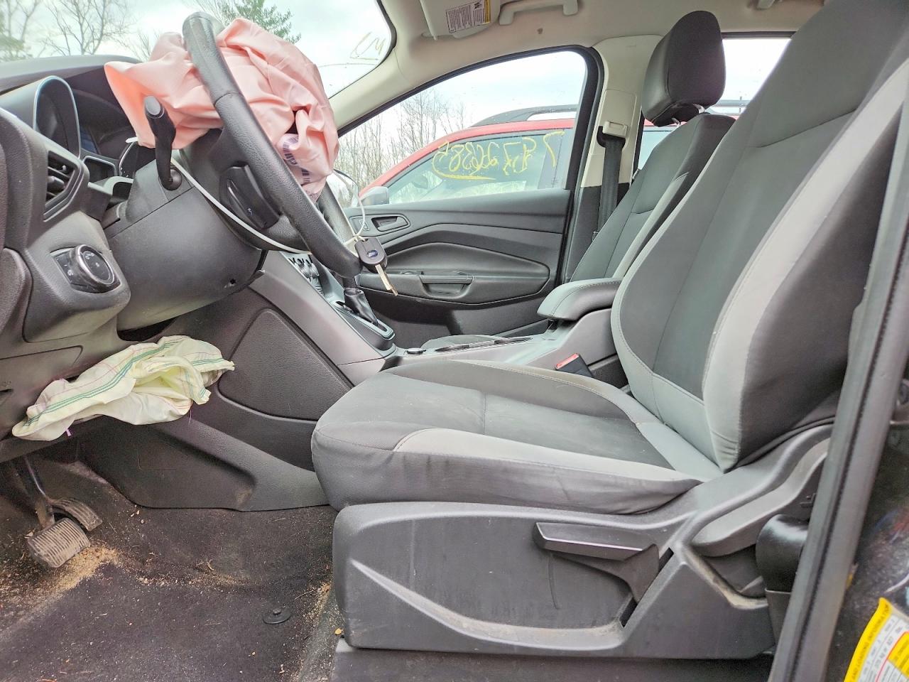 2014 FORD ESCAPE S photo 7