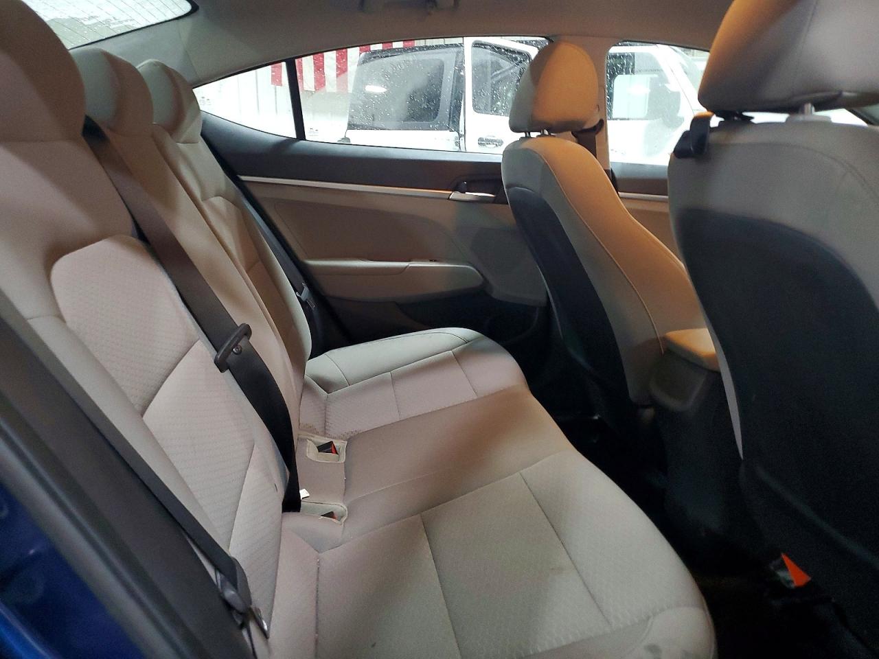 2020 HYUNDAI ELANTRA SE photo 28