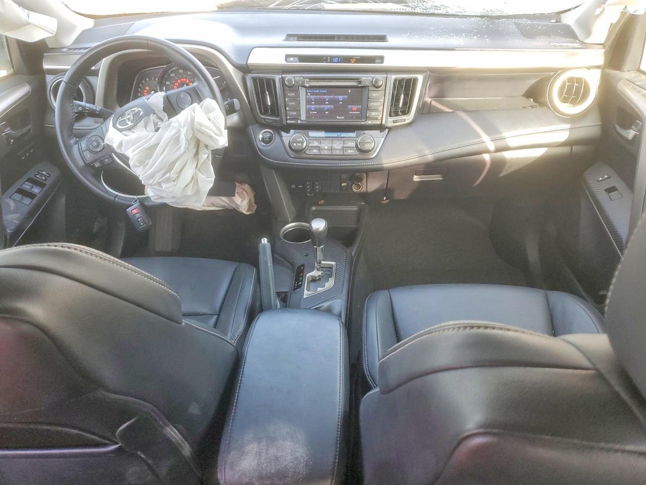 2015 TOYOTA RAV4 LIMITED photo 8