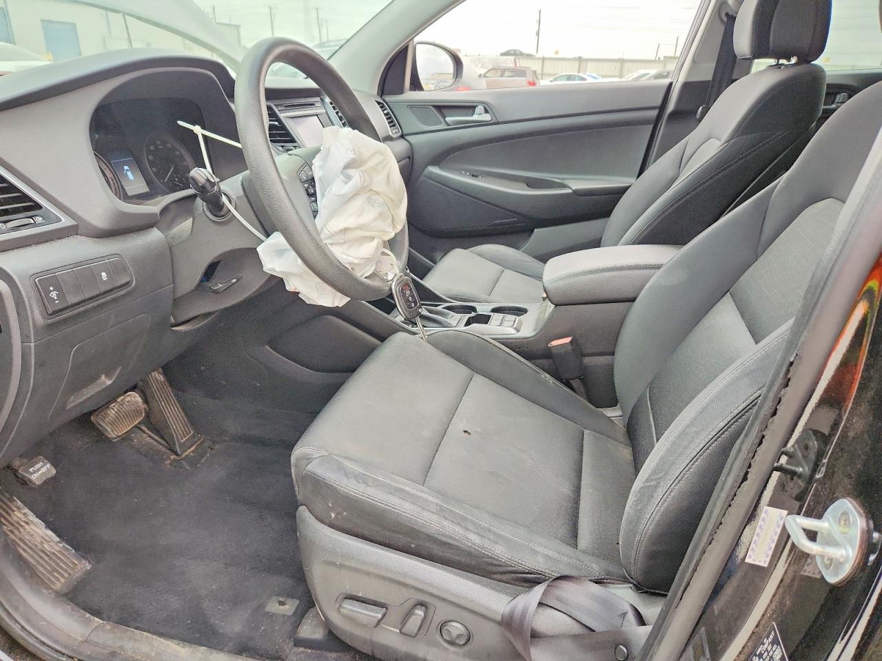 2016 HYUNDAI TUCSON SE photo 13