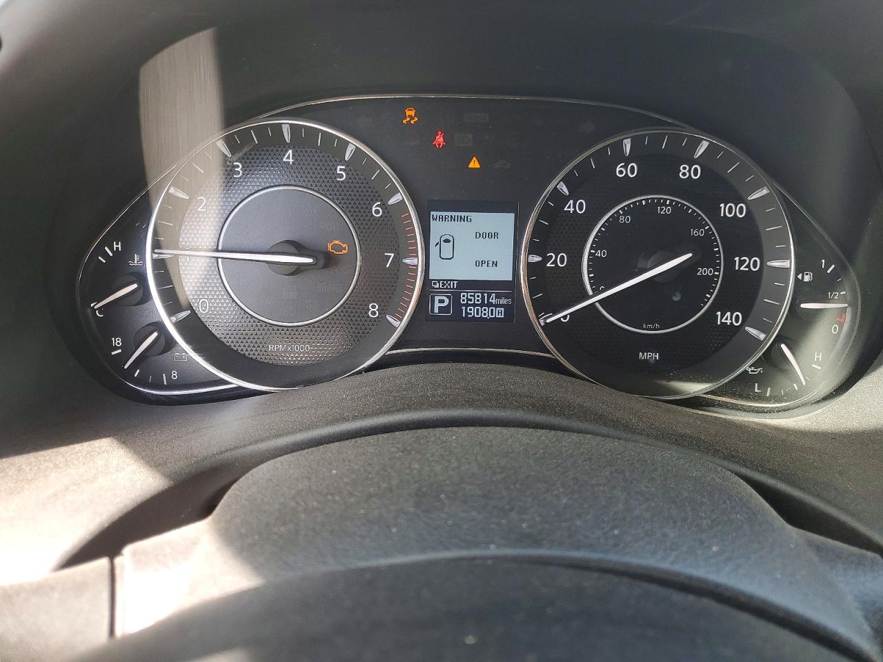 2018 NISSAN ARMADA SV photo 17