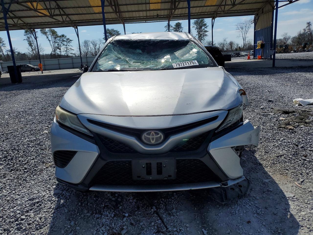 2020 TOYOTA CAMRY XSE photo 13