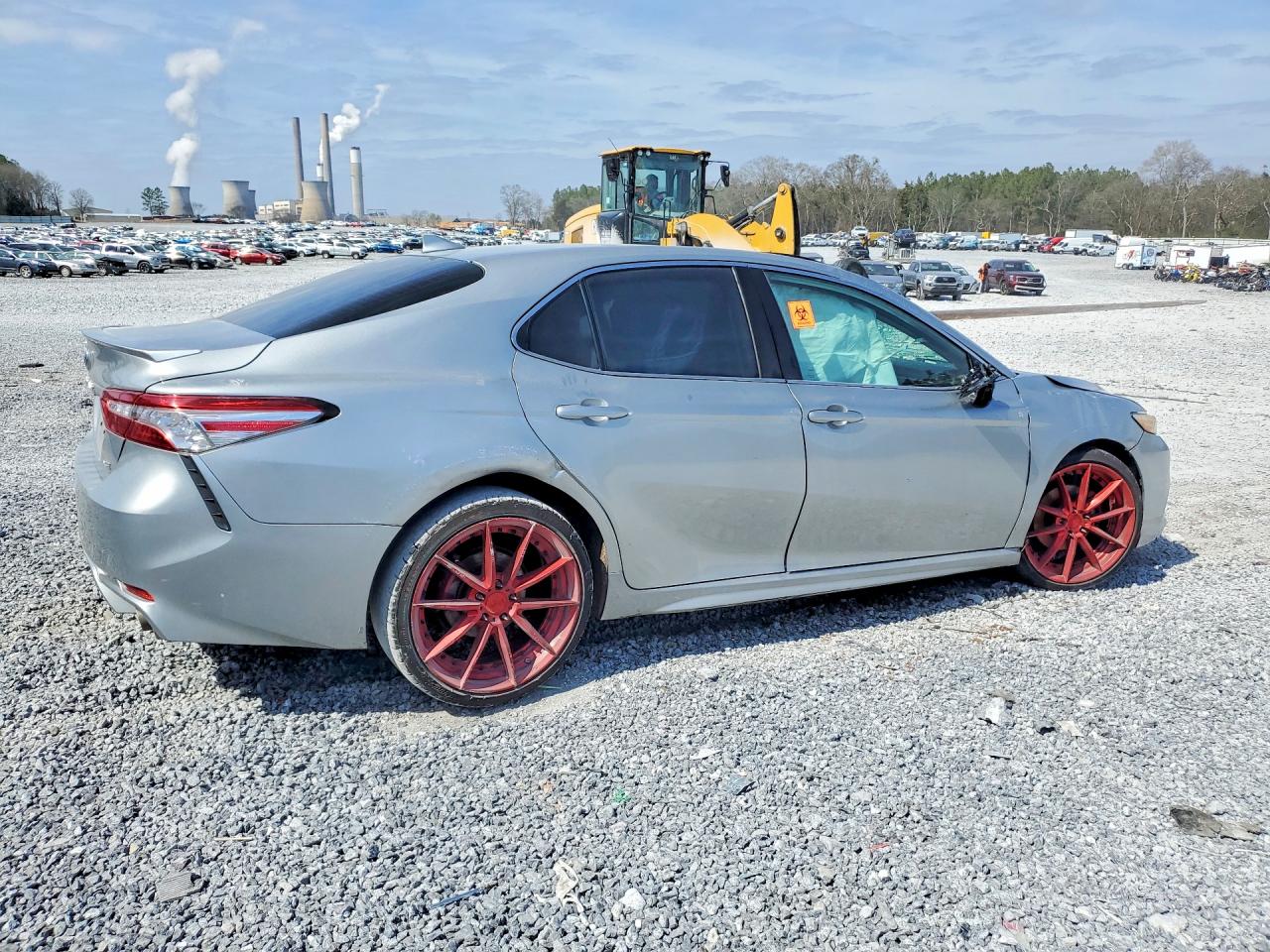 2020 TOYOTA CAMRY XSE photo 7