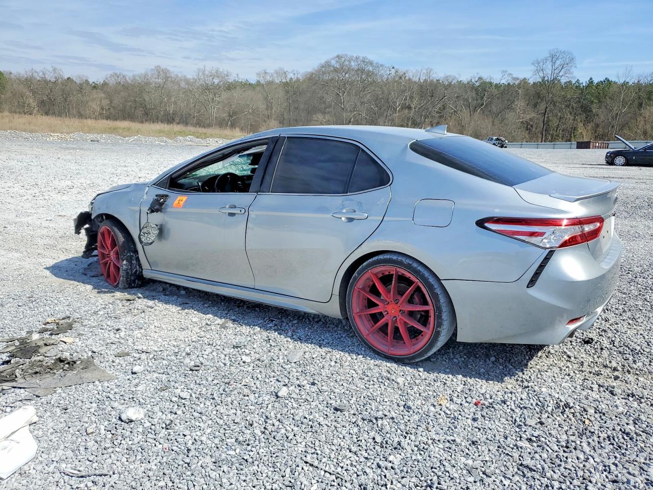 2020 TOYOTA CAMRY XSE photo 4