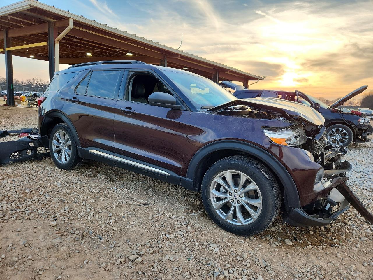 2023 FORD EXPLORER XLT photo 7