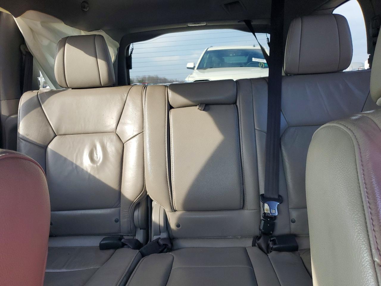 2015 HONDA PILOT EXL photo 19