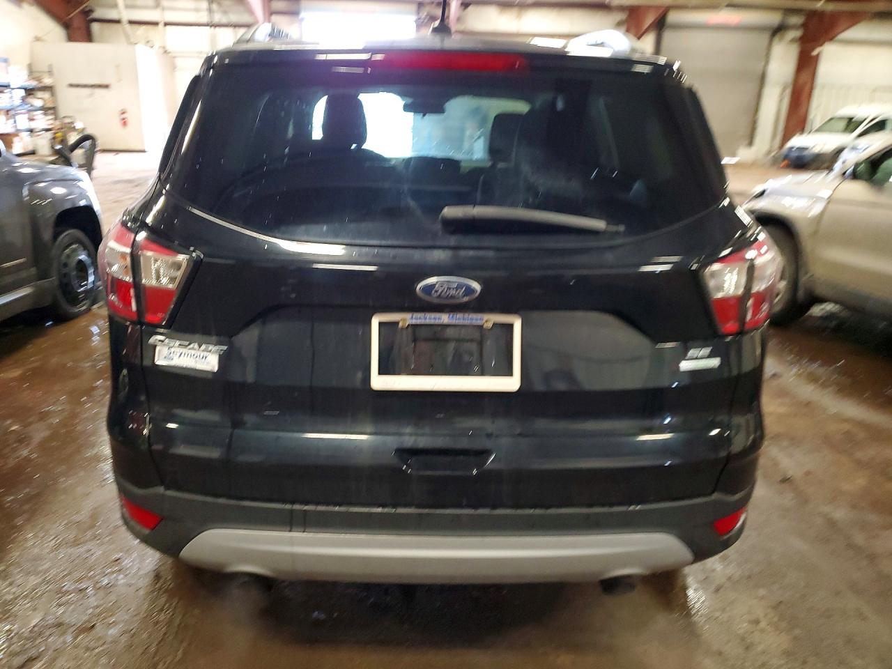 2018 FORD ESCAPE SE photo 6
