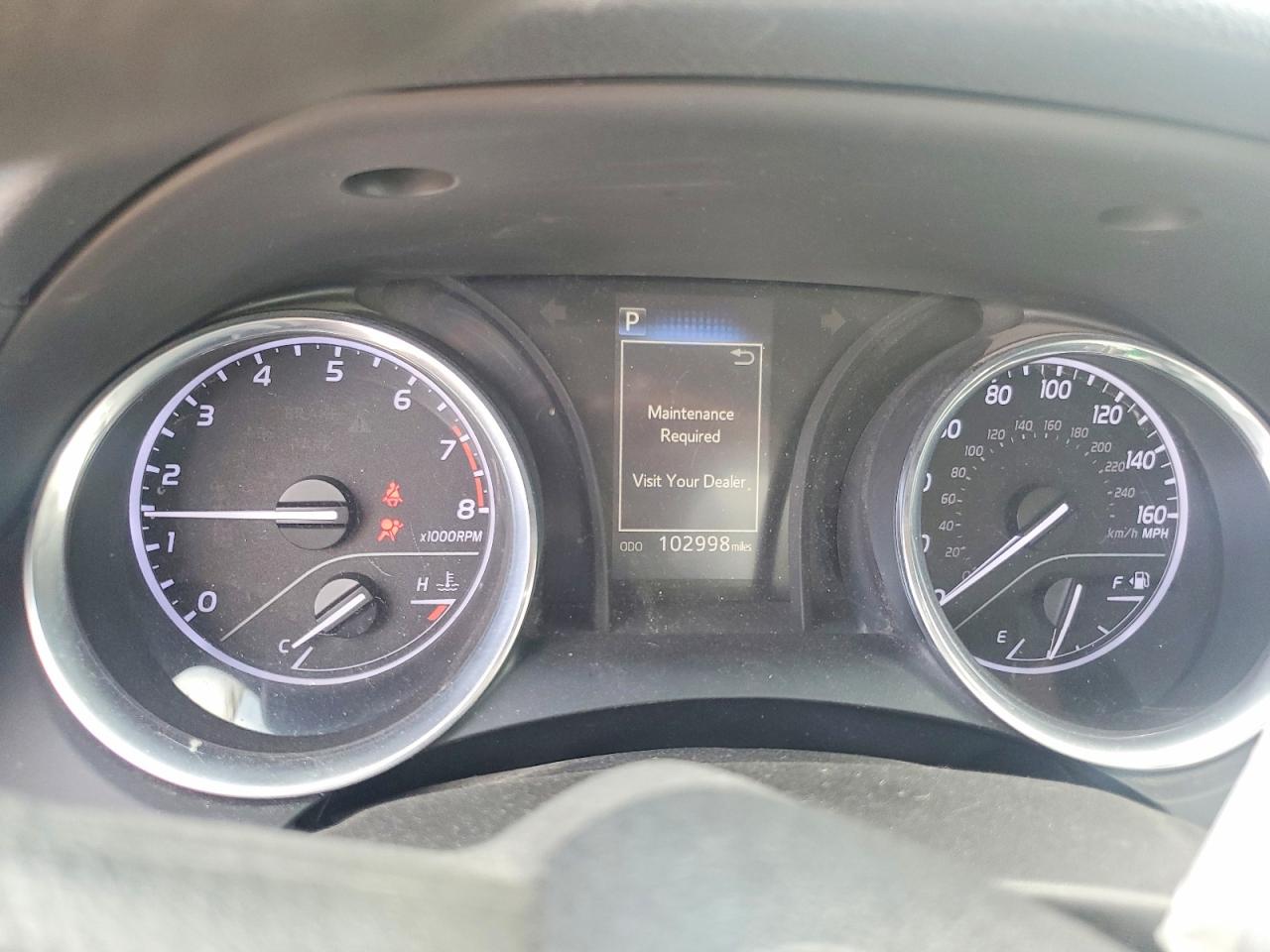 2020 TOYOTA CAMRY LE photo 25