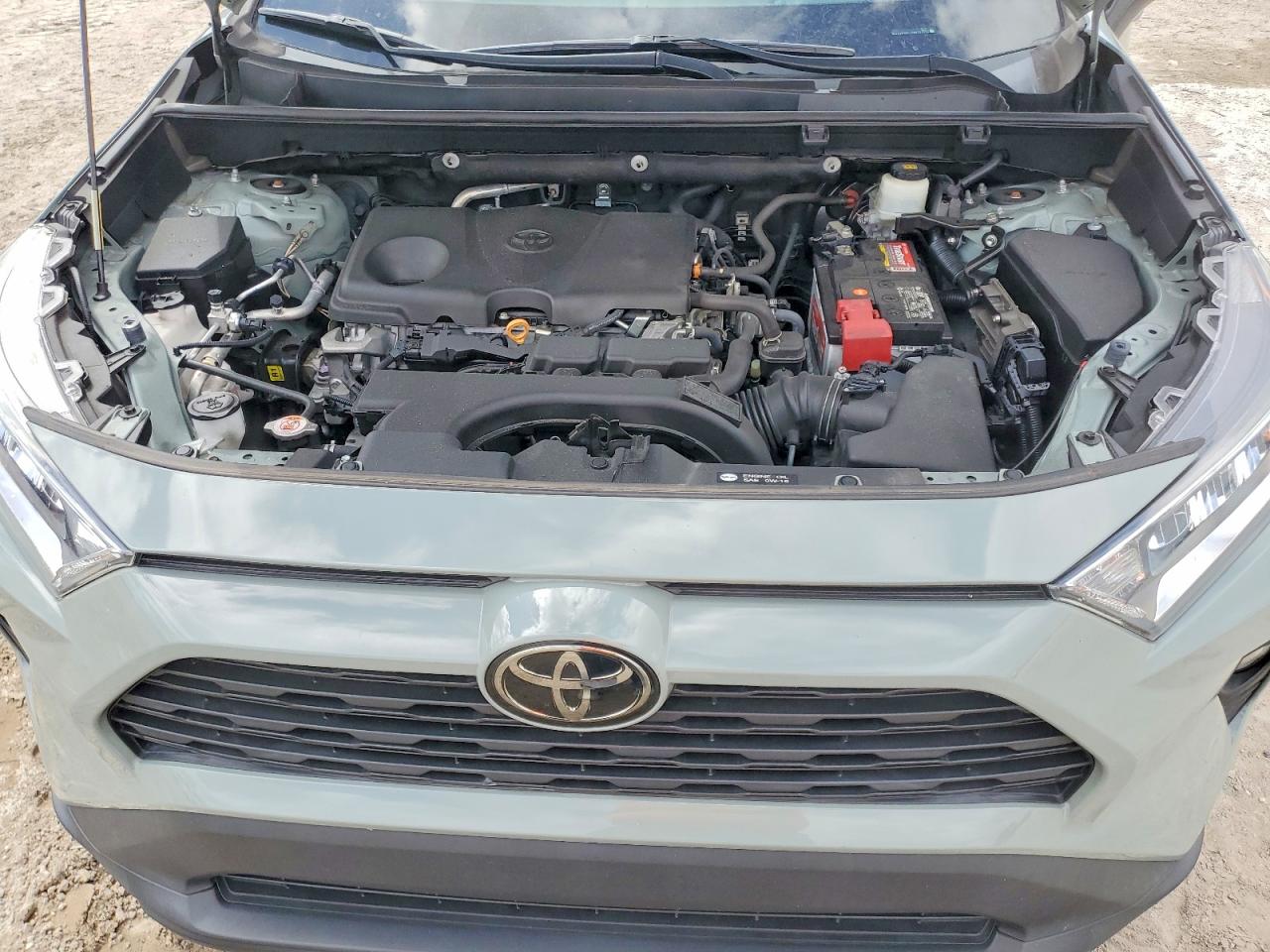 2021 TOYOTA RAV4 XLE photo 34