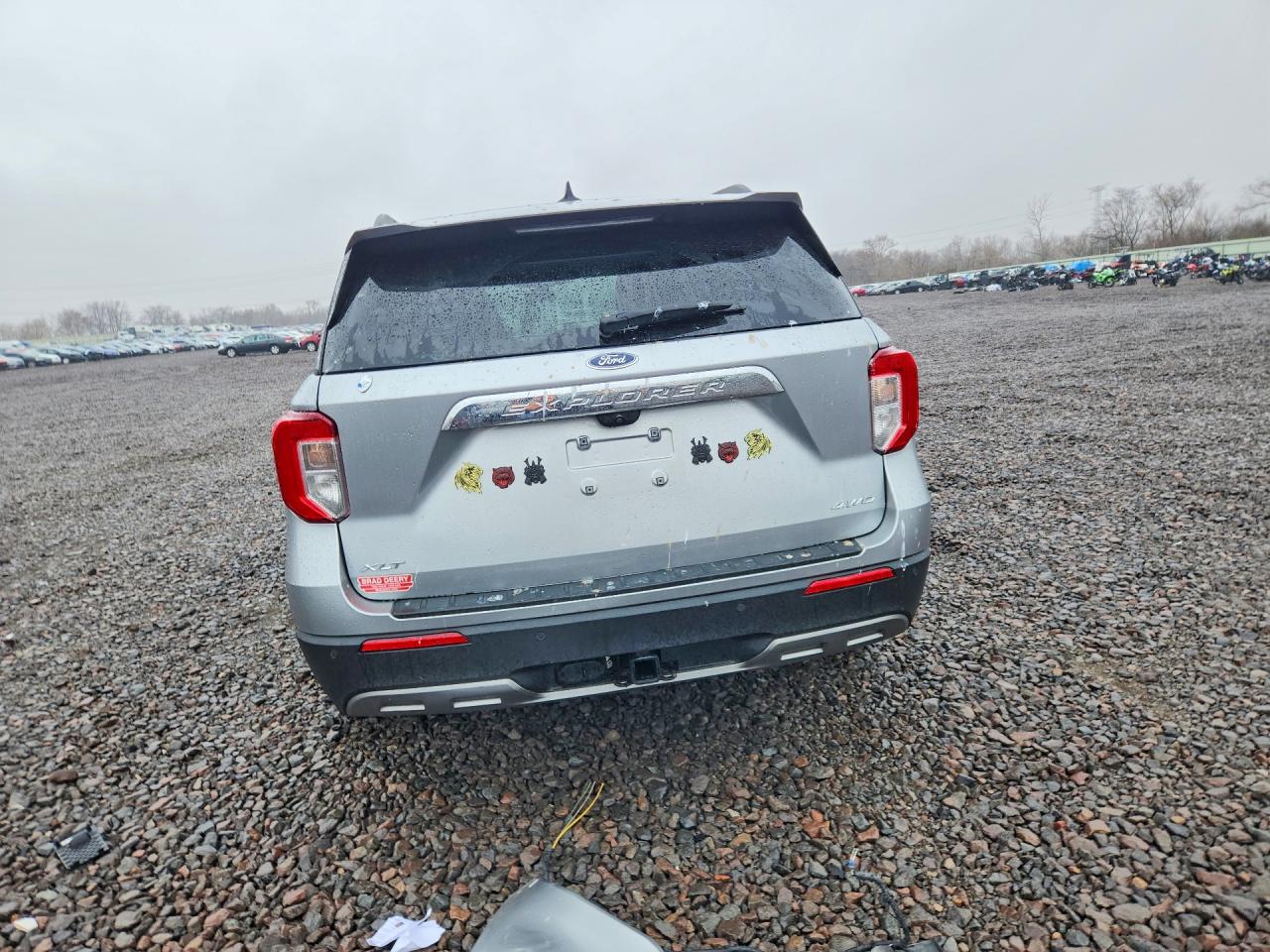 2021 FORD EXPLORER XLT photo 11