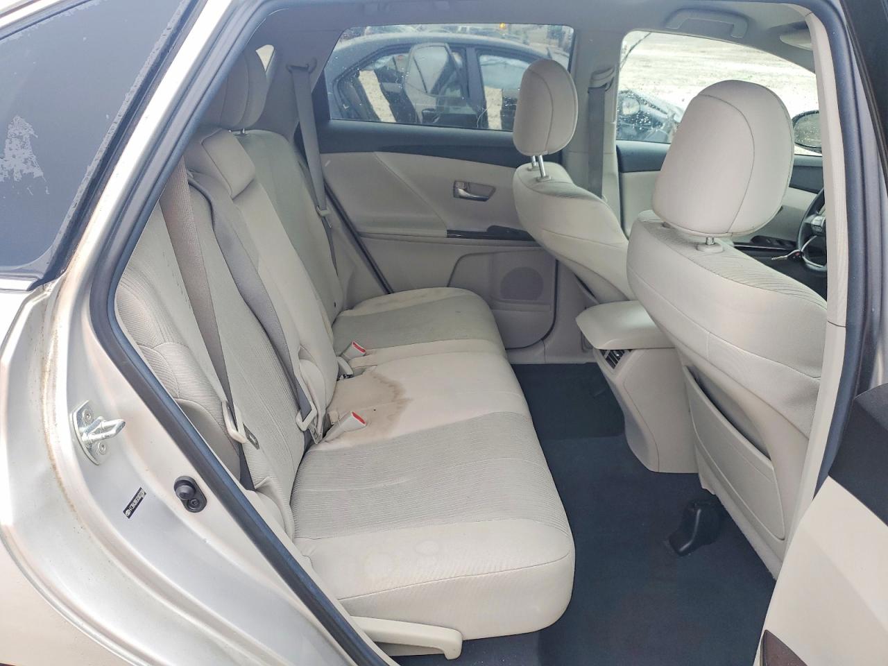 2012 TOYOTA VENZA LE photo 11