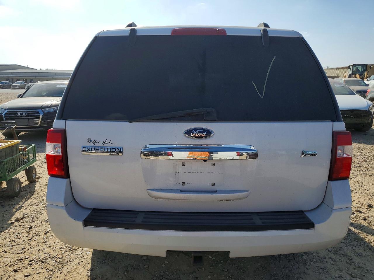 2010 FORD EXPEDITION LIMITED photo 16