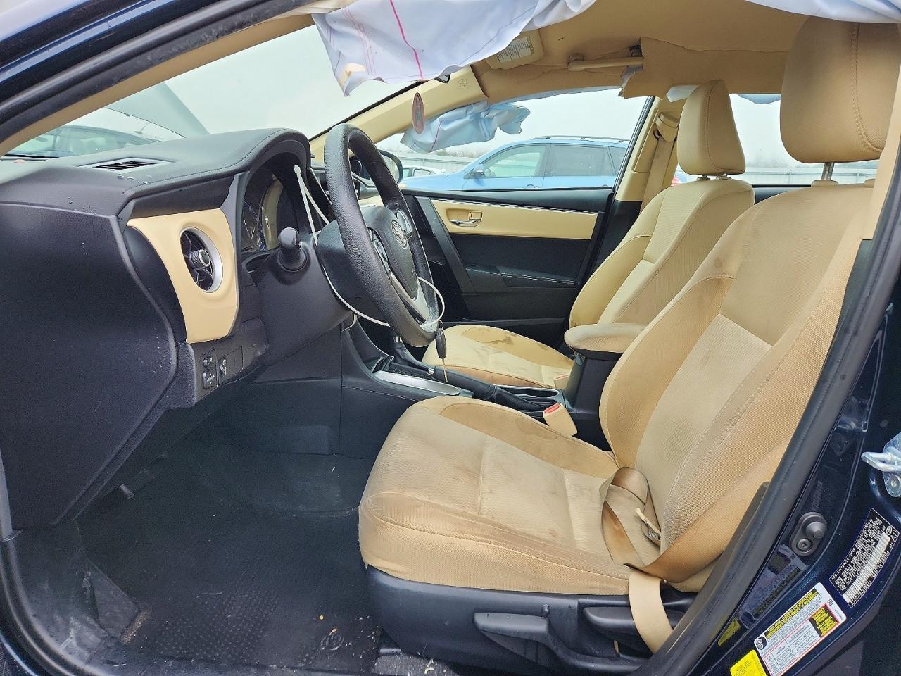 2017 TOYOTA COROLLA LE photo 13