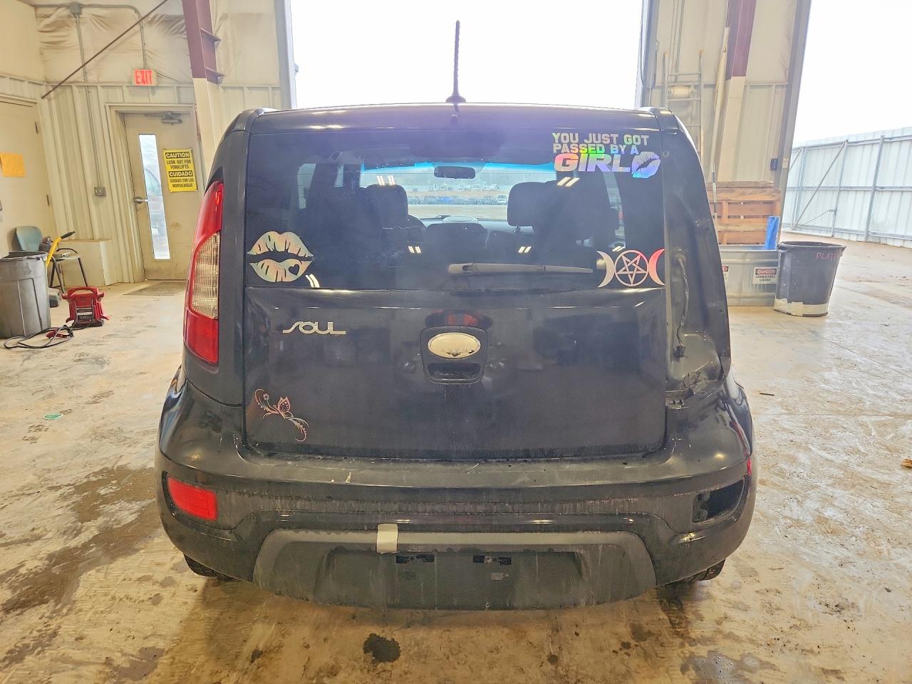 2013 KIA SOUL + photo 16