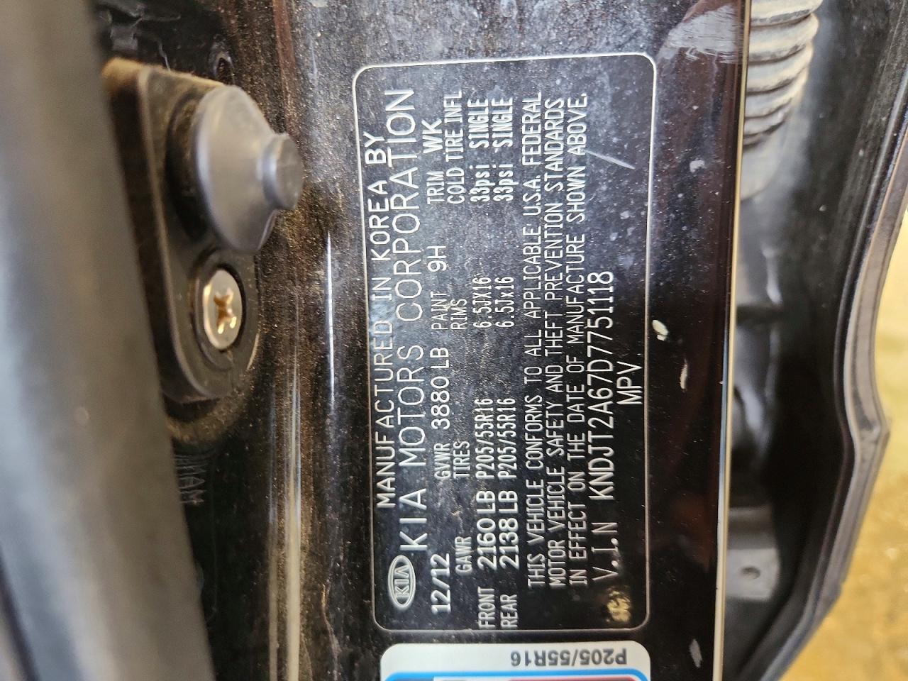 2013 KIA SOUL + photo 37