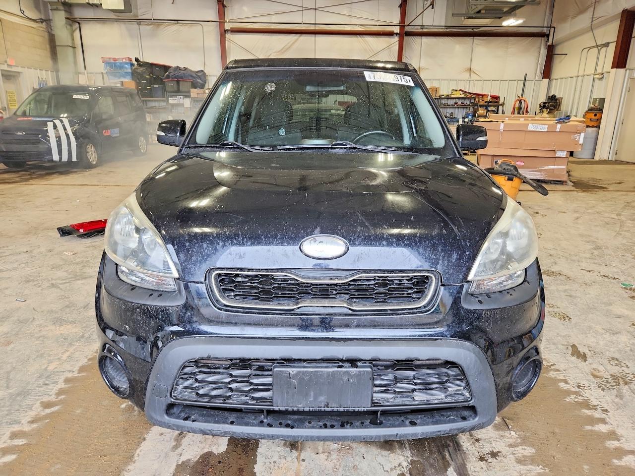 2013 KIA SOUL + photo 13