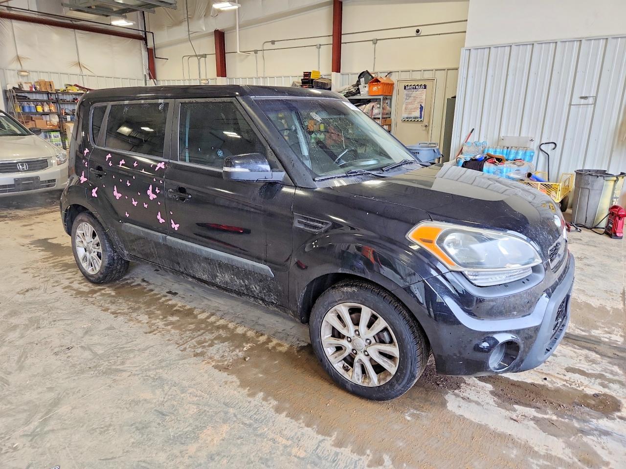 2013 KIA SOUL + photo 10