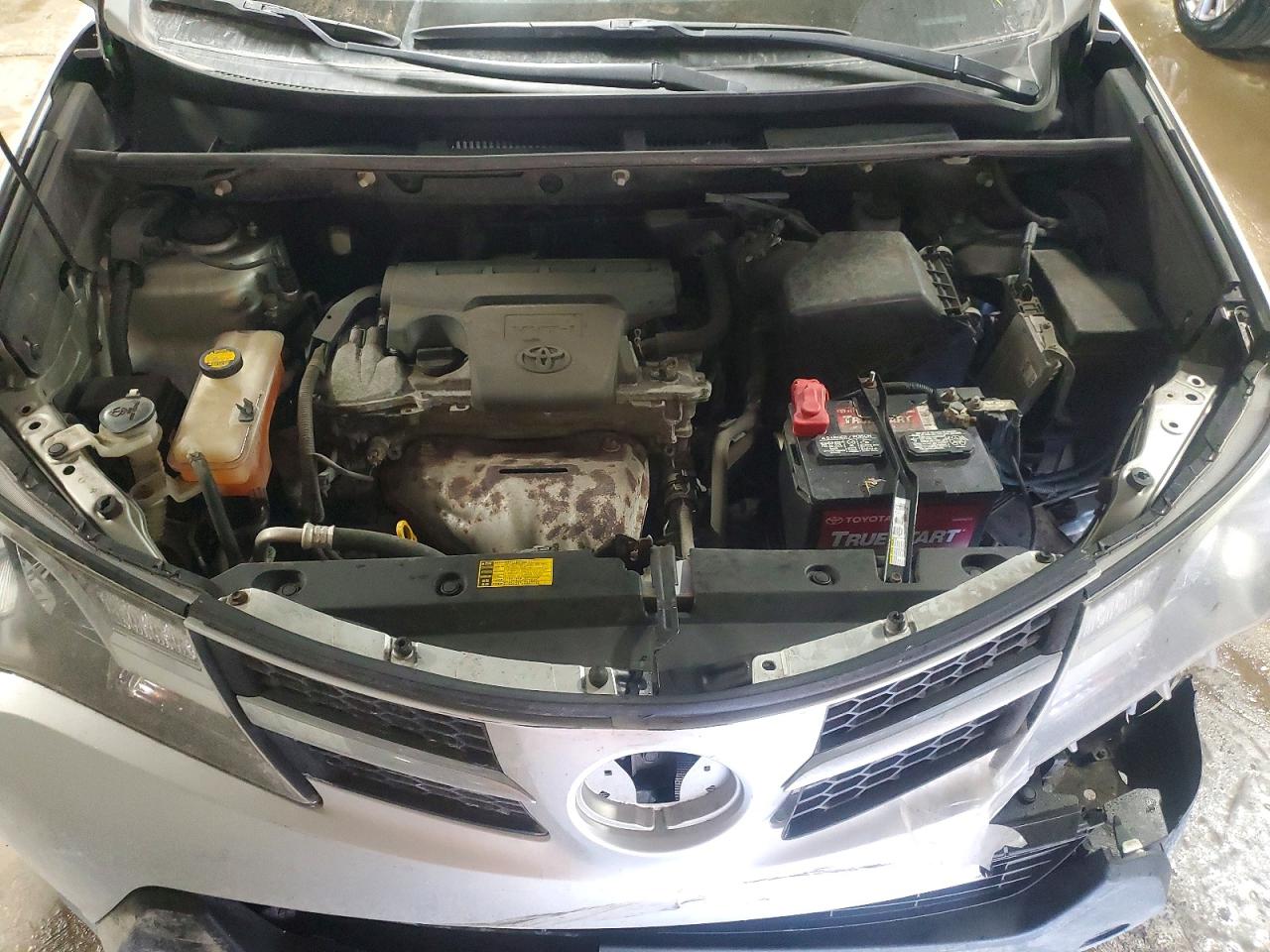 2013 TOYOTA RAV4 XLE photo 21