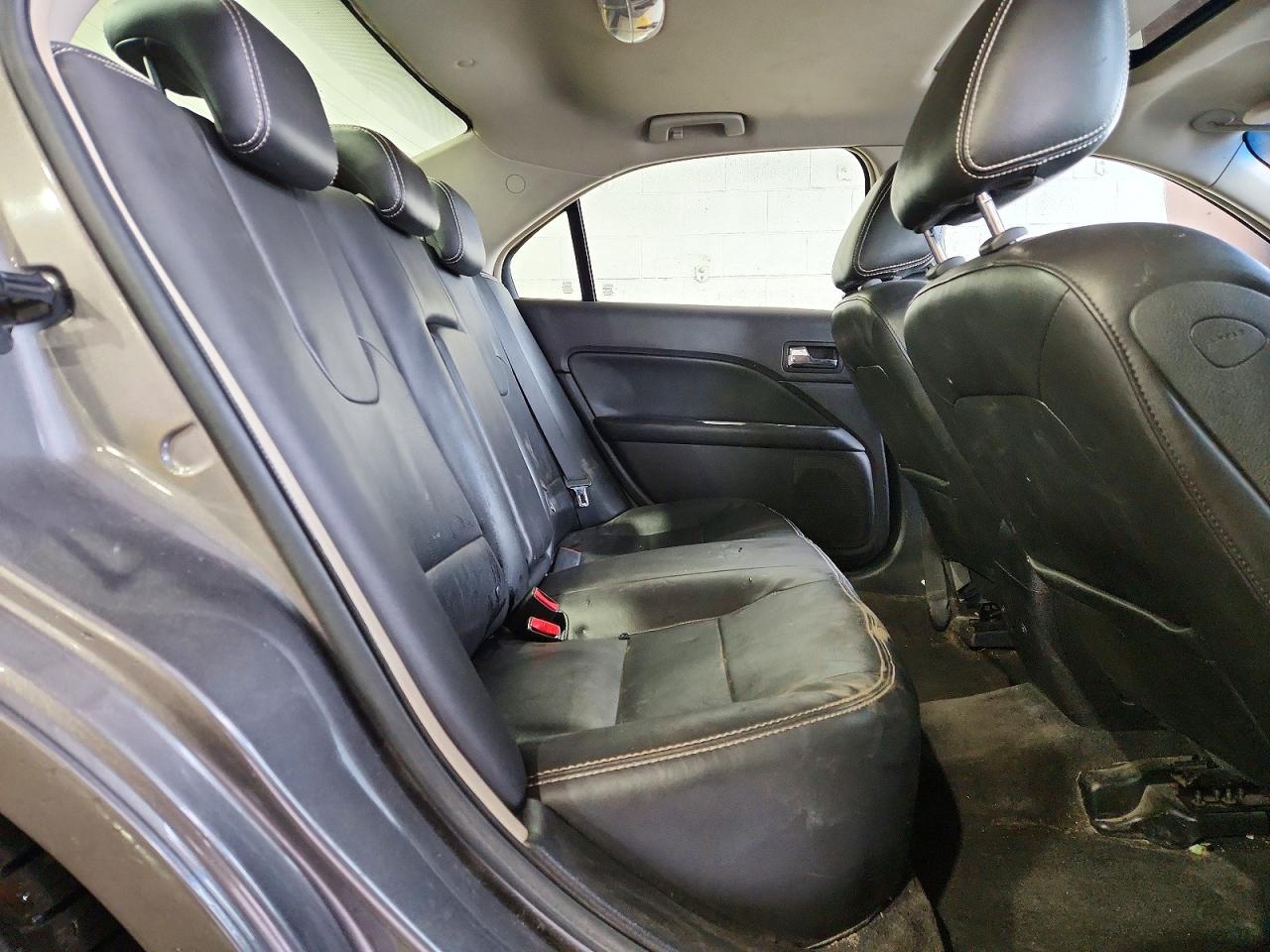 2010 FORD FUSION SEL photo 19