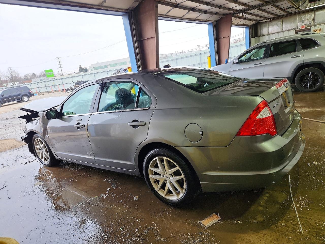 2010 FORD FUSION SEL photo 3
