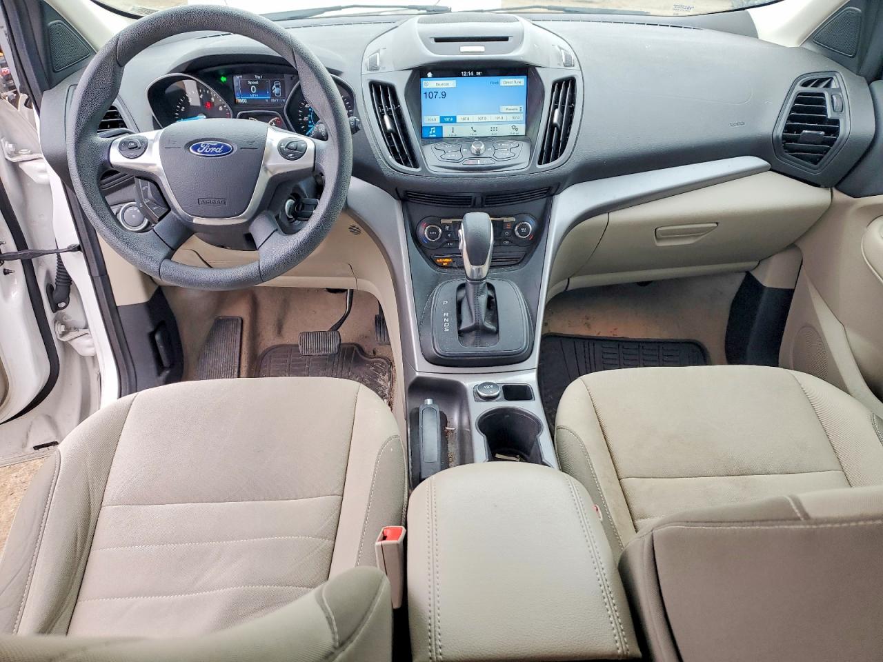 2016 FORD ESCAPE SE photo 8