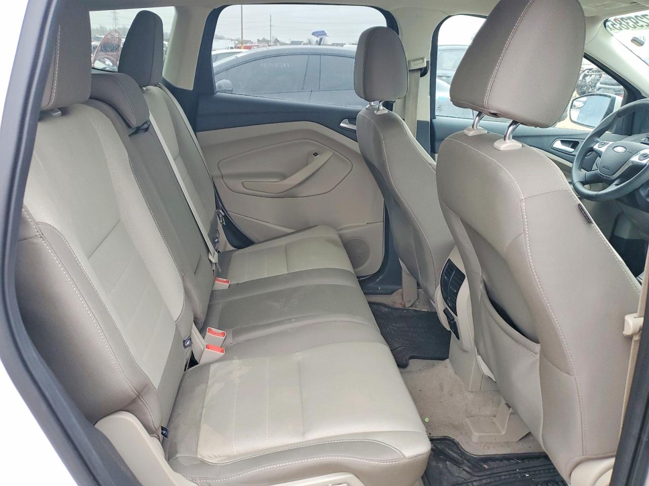 2016 FORD ESCAPE SE photo 11
