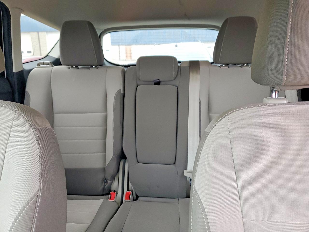 2016 FORD ESCAPE SE photo 10