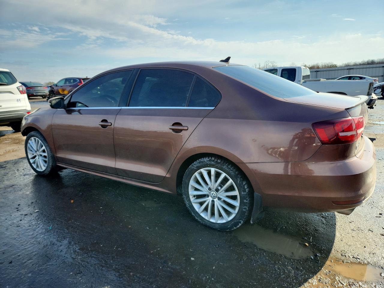2016 VOLKSWAGEN JETTA SEL photo 3