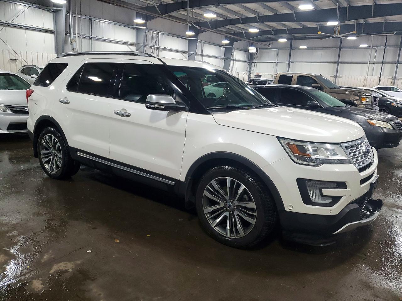 2017 FORD EXPLORER PLATINUM photo 4