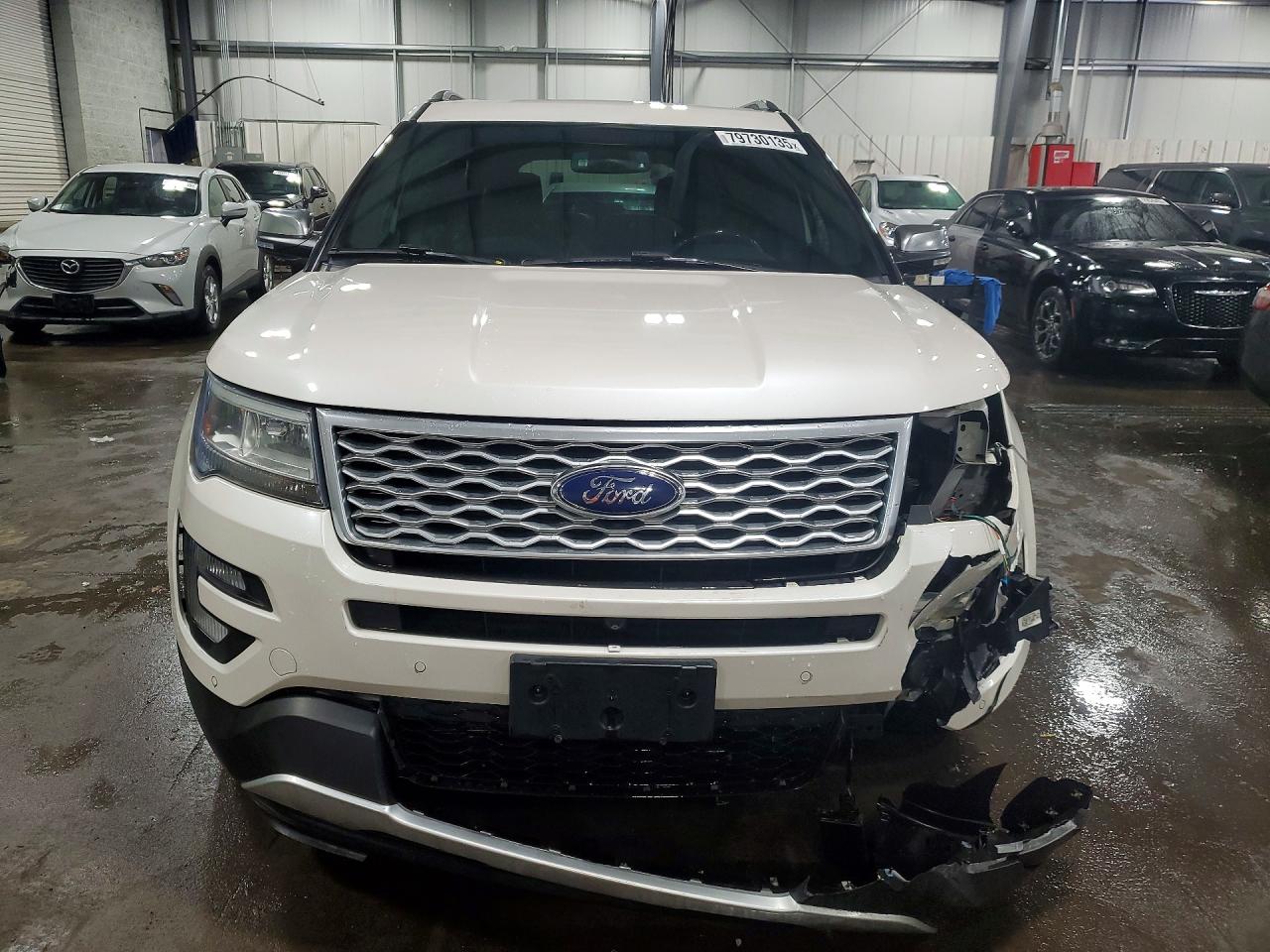 2017 FORD EXPLORER PLATINUM photo 5