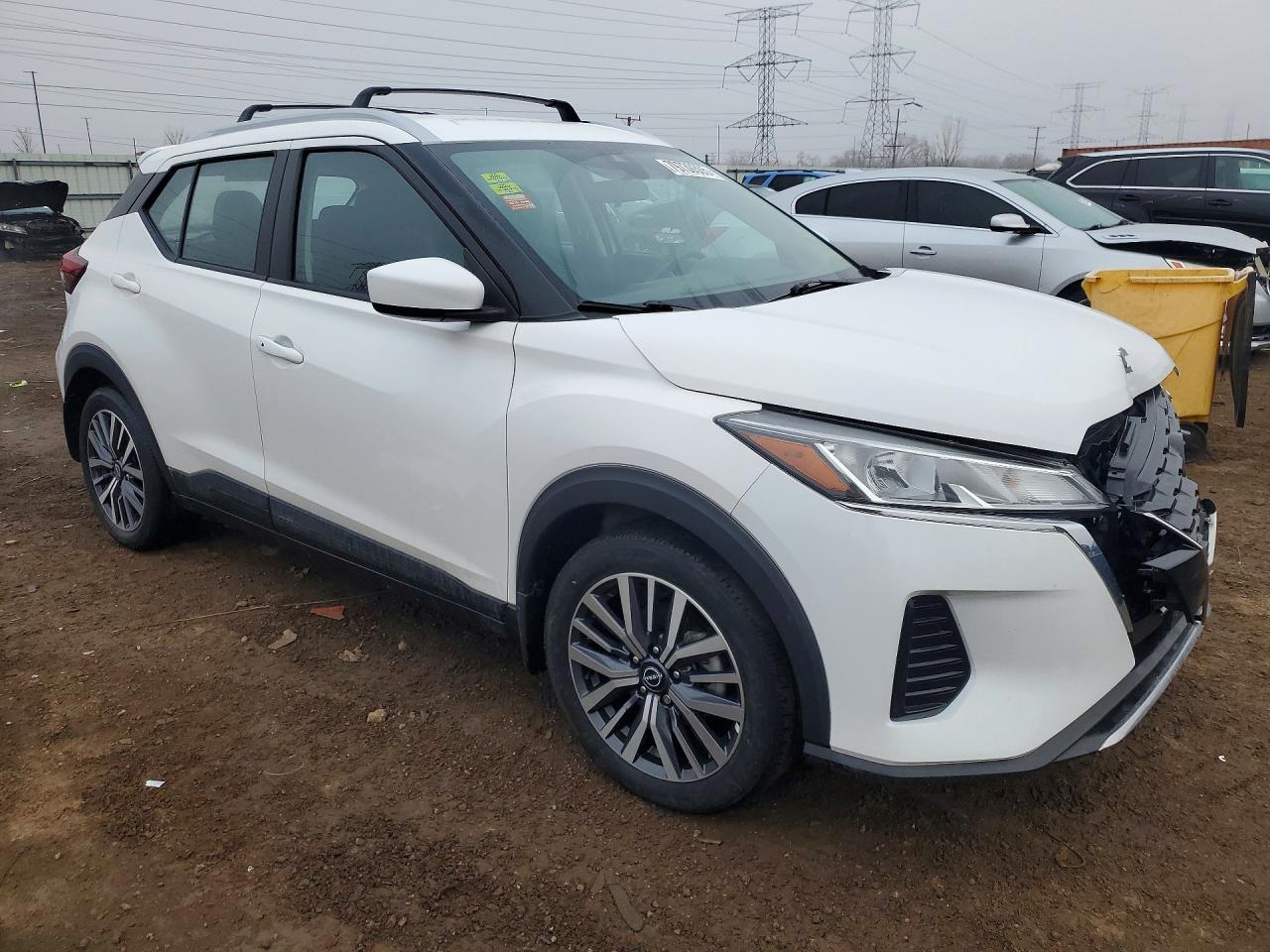 2023 NISSAN KICKS SV photo 4