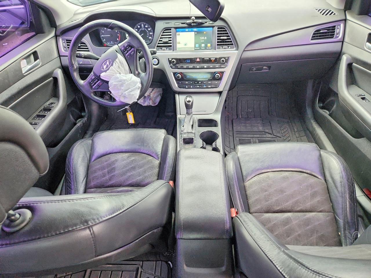2015 HYUNDAI SONATA SPORT photo 8
