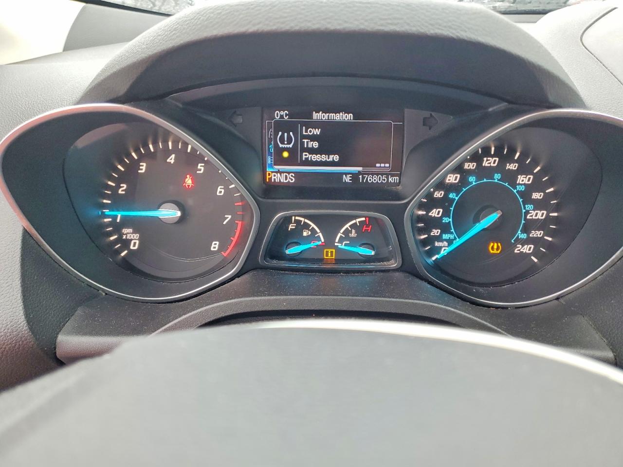 2016 FORD ESCAPE S photo 17