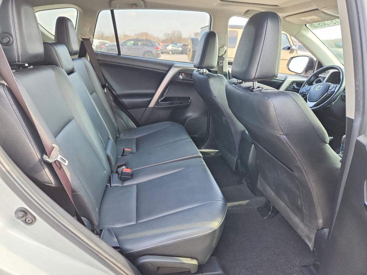 2018 TOYOTA RAV4 LIMITED photo 21