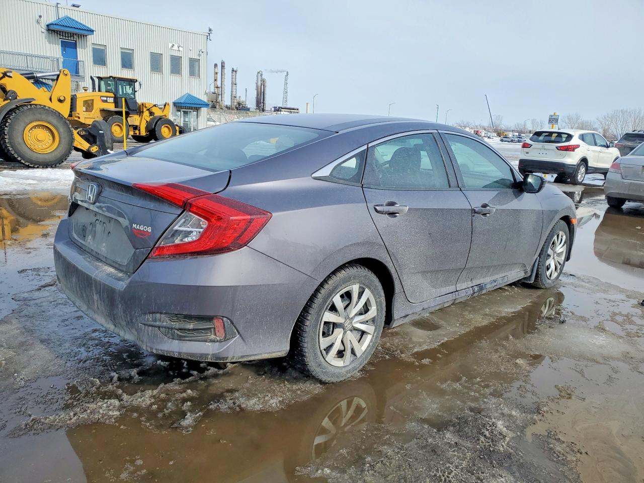 2017 HONDA CIVIC LX photo 3