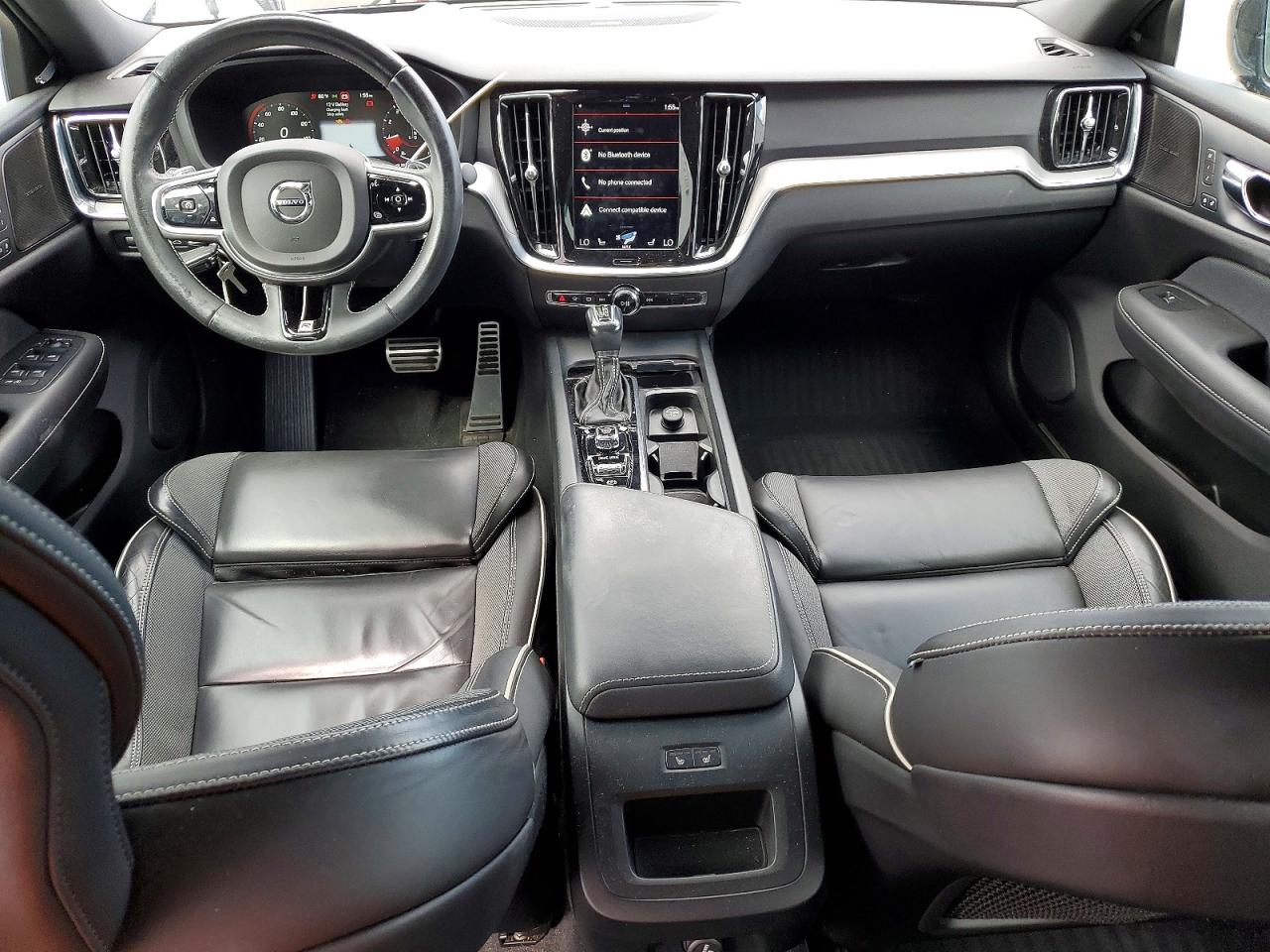 2019 VOLVO S60 T6 R-DESIGN photo 8