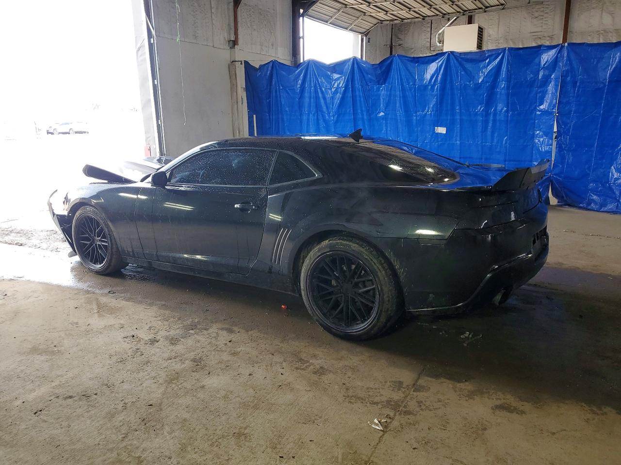 2015 CHEVROLET CAMARO LT photo 4
