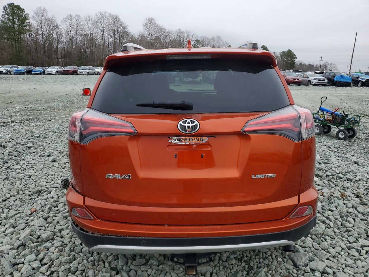 2016 TOYOTA RAV4 LIMITED photo 11