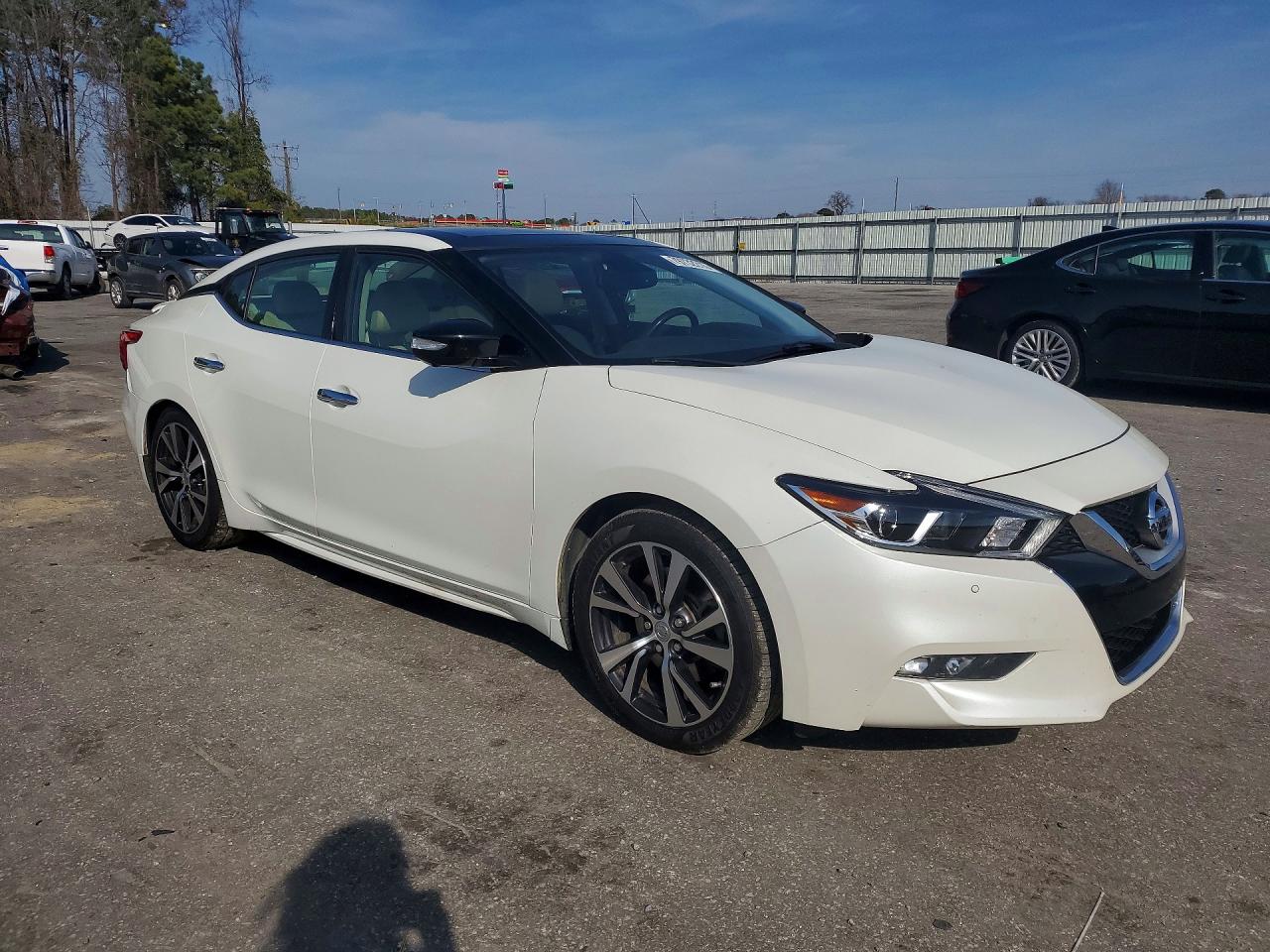 2017 NISSAN MAXIMA PLATINUM photo 7