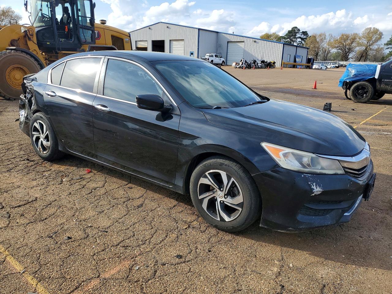 2016 HONDA ACCORD LX photo 7
