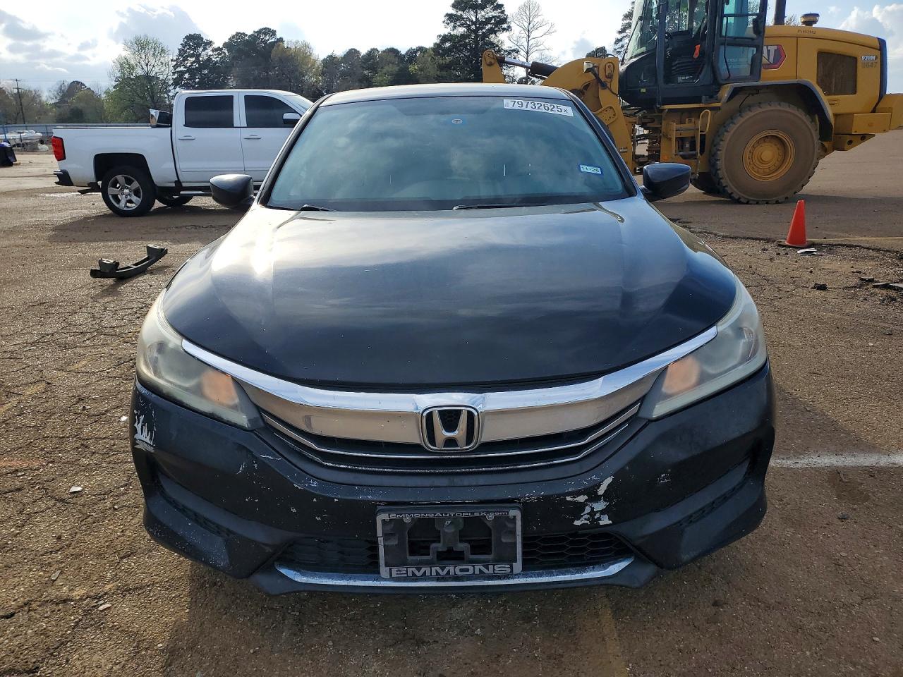 2016 HONDA ACCORD LX photo 9