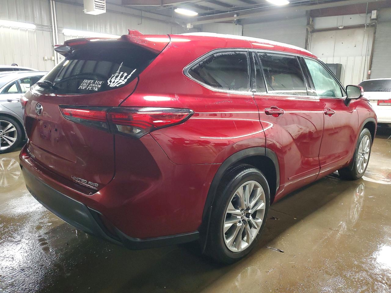 2023 TOYOTA HIGHLANDER LIMITED photo 7