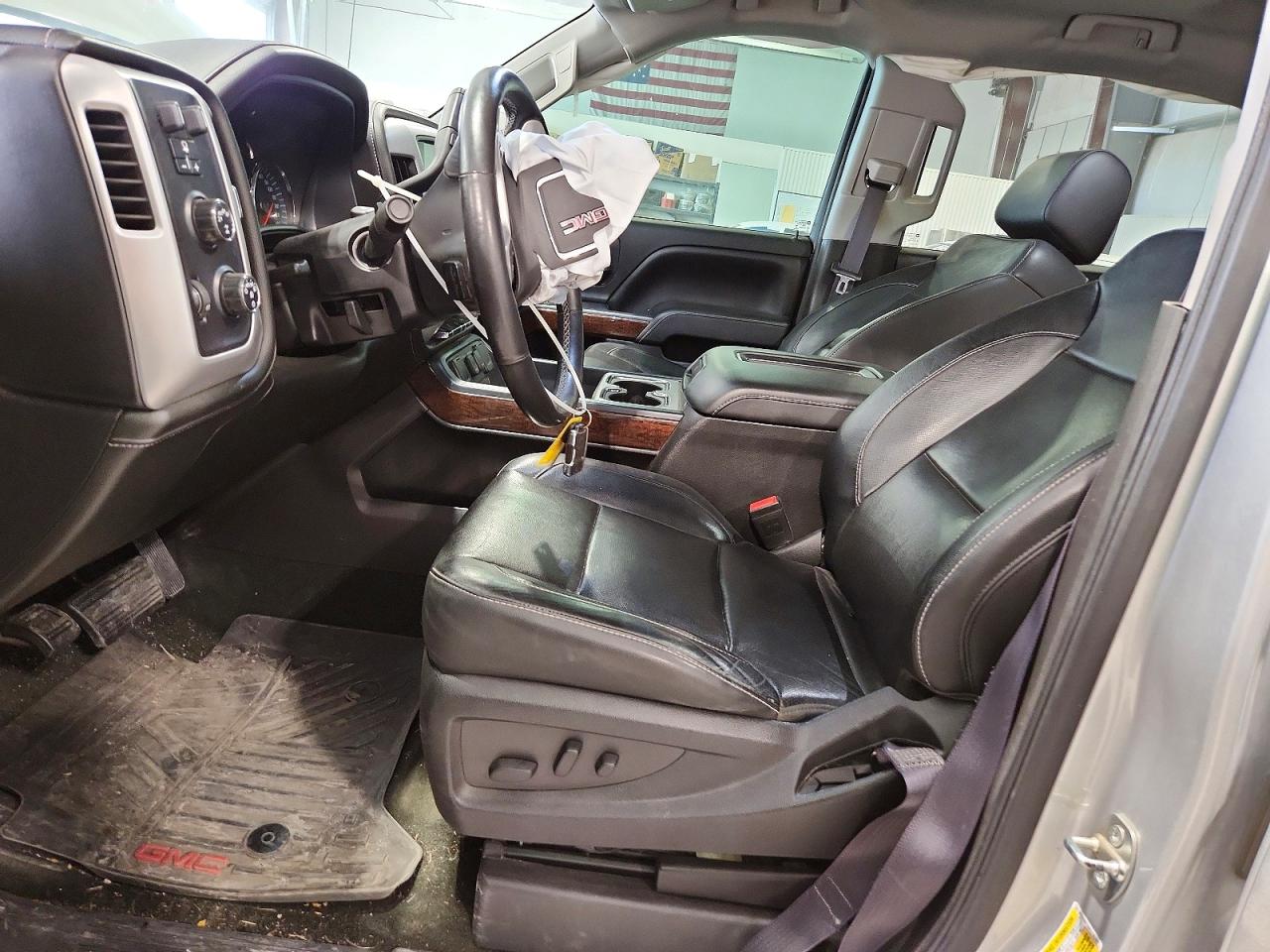 2017 GMC SIERRA K1500 SLT photo 13