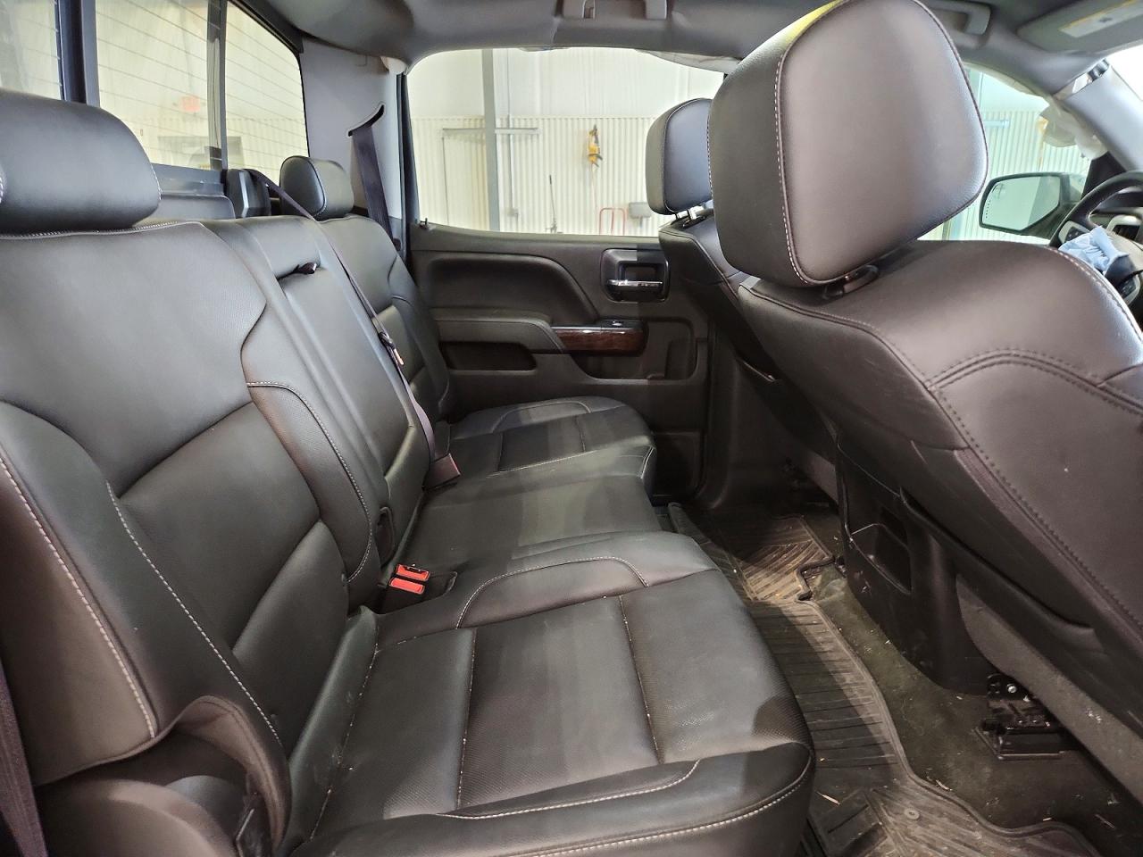 2017 GMC SIERRA K1500 SLT photo 19