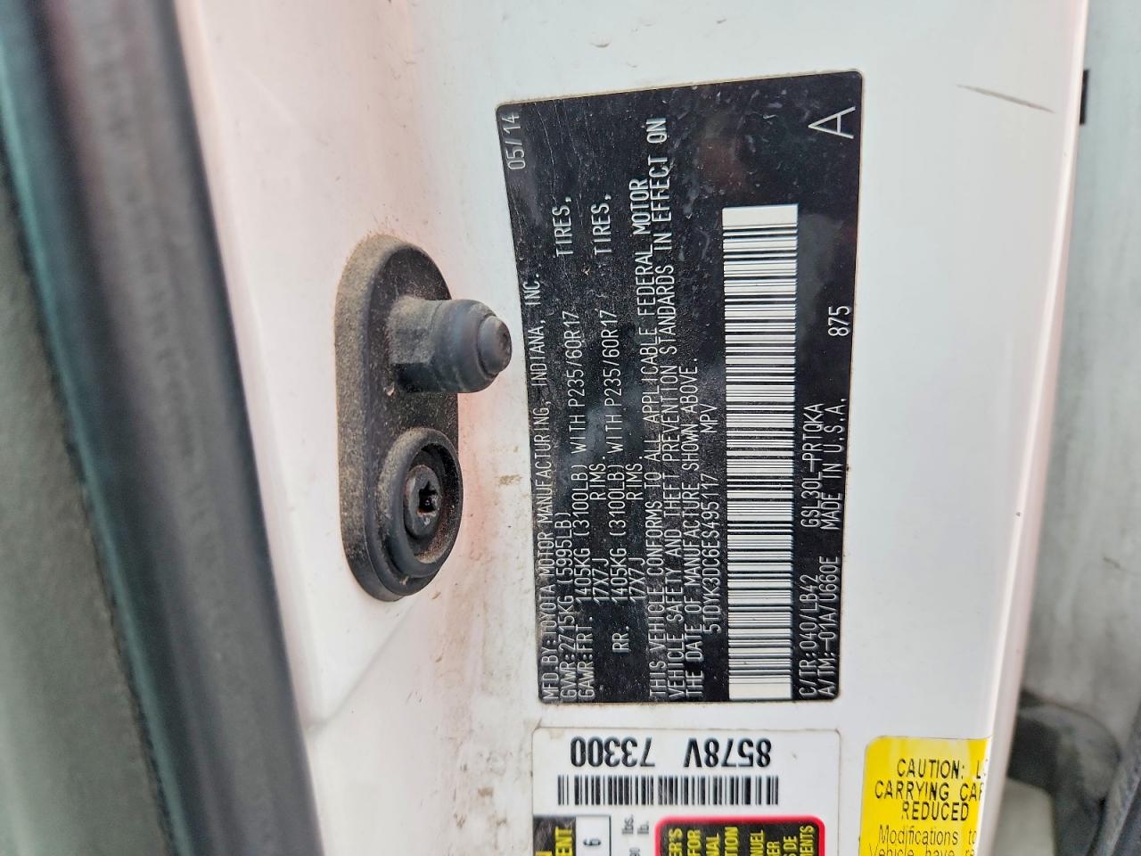 2014 TOYOTA SIENNA XLE 8-PASSENGER photo 37
