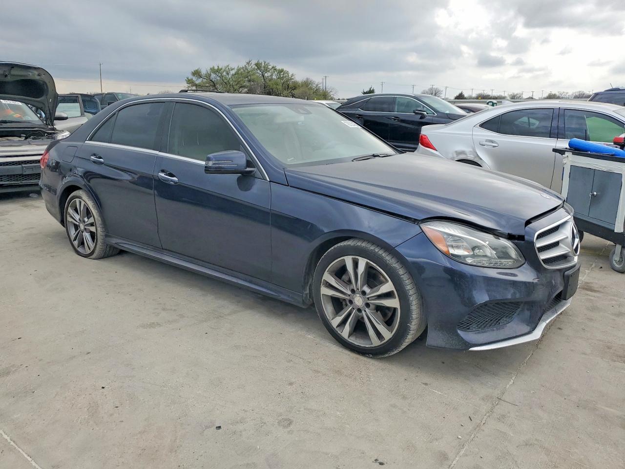 2016 MERCEDES-BENZ E 350 photo 7