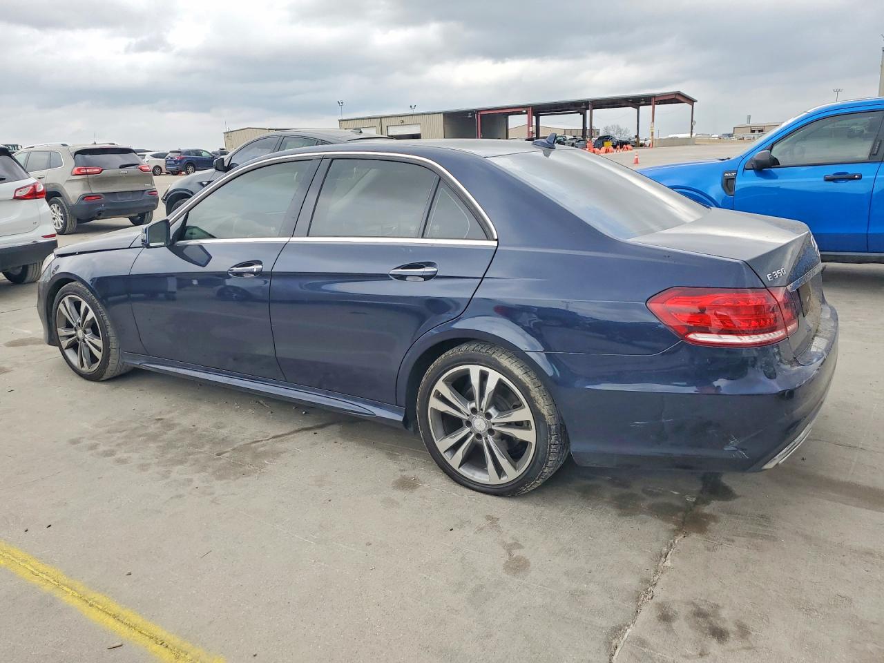 2016 MERCEDES-BENZ E 350 photo 3