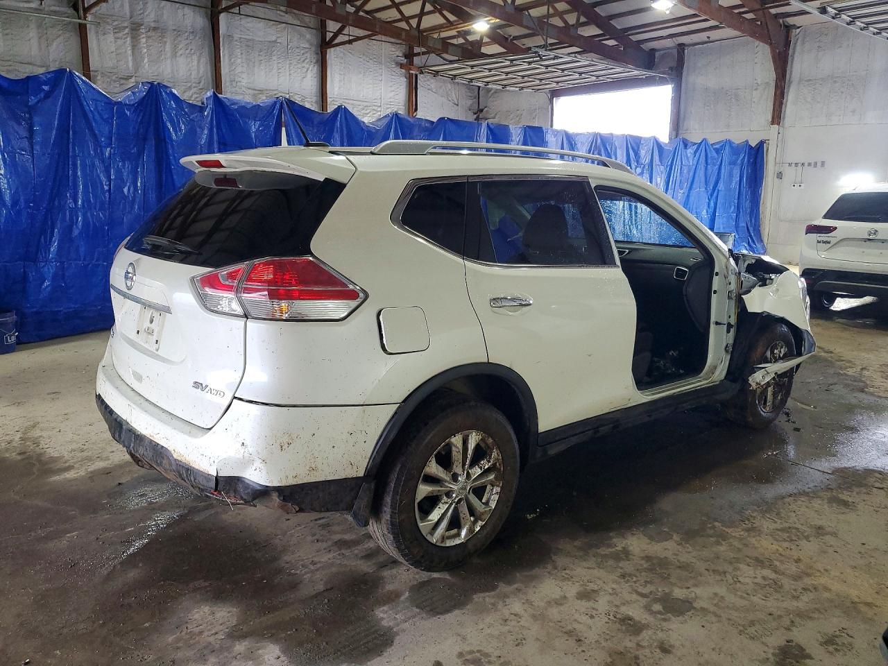 2016 NISSAN ROGUE SV photo 5