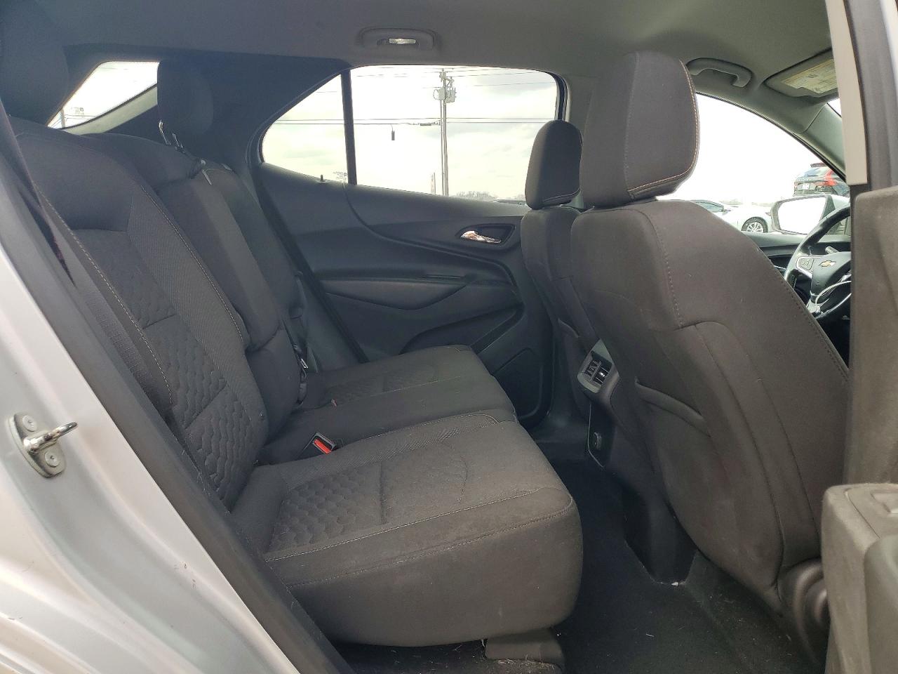 2018 CHEVROLET EQUINOX LT photo 11